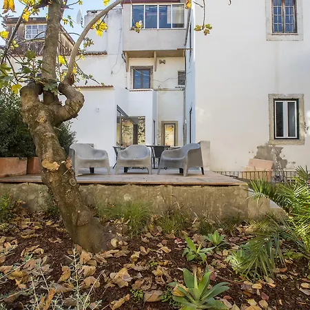 Portas De Sao Bento * ליסבון