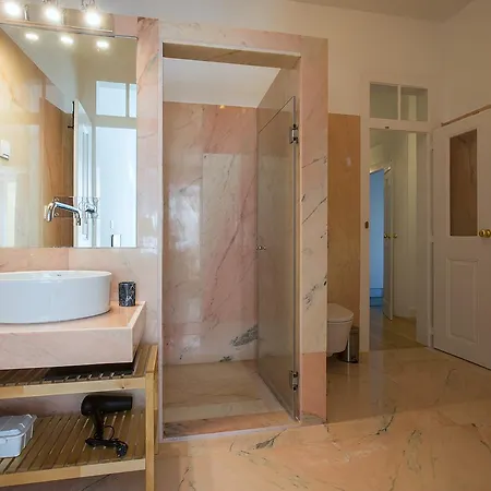 Portas De Sao Bento 리스본